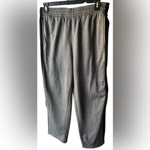 Reebok Grey With Black Stripes Athletic Activewear Size Large